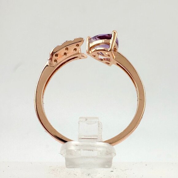 Beautiful Trillion Cut Purple Amethyst Arrow Ring  14kt Rose Gold Overlay Sz 7 - Picture 6 of 14